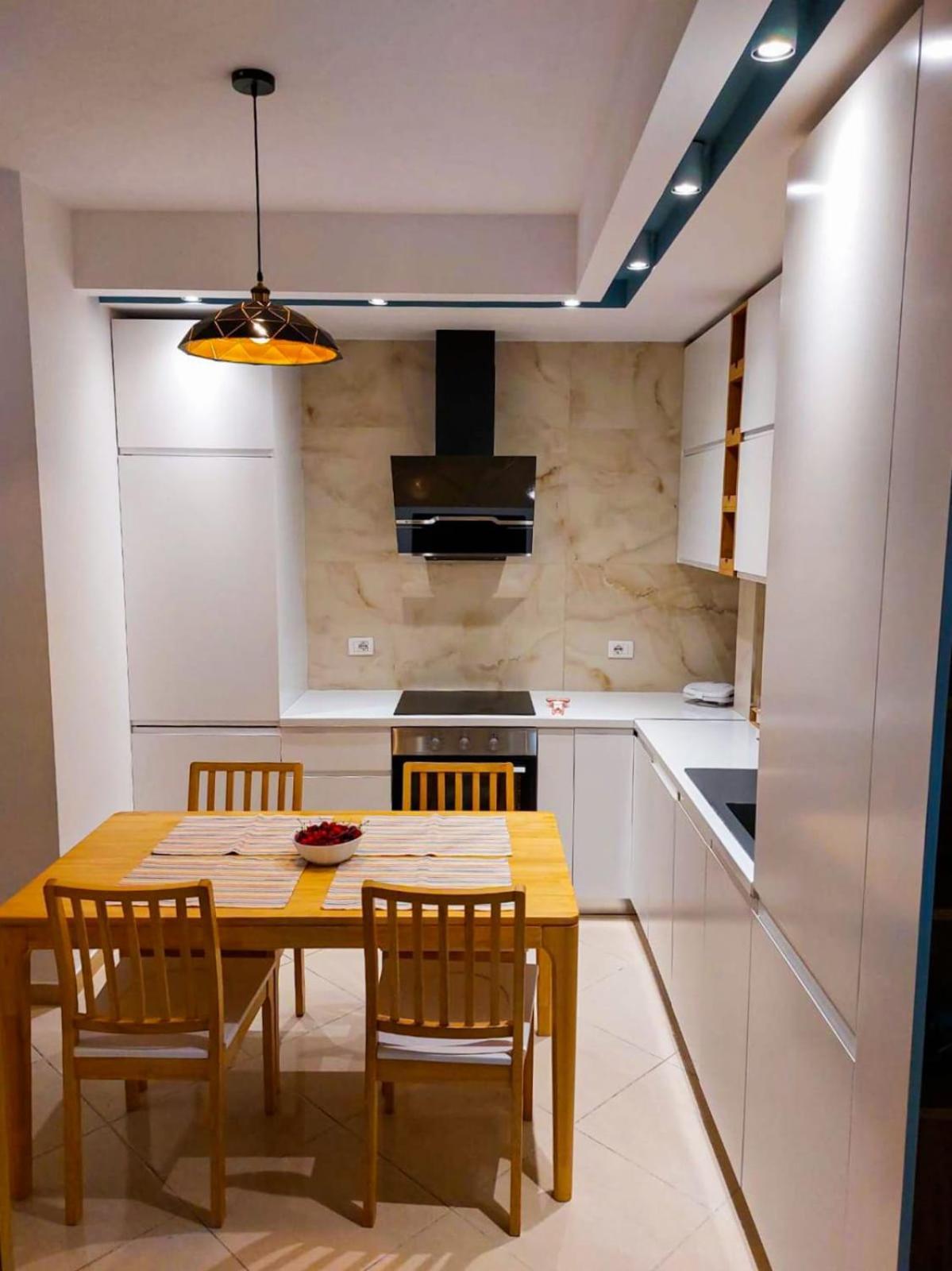 Appartement Beautiful - Lungomare -vlore-albania *